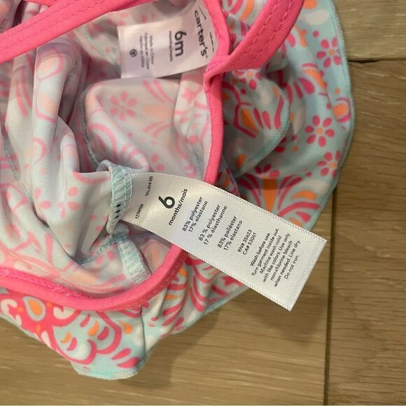 Carter’s girls 6m Swimsuit top - Picture 3 of 4